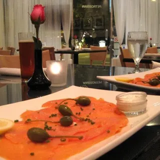 HAND SLICED SMOKED SALMON