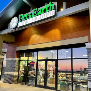 I managed to get a nice sunset in the reflection.