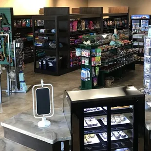 Pets Earth in Elkhorn Store Front