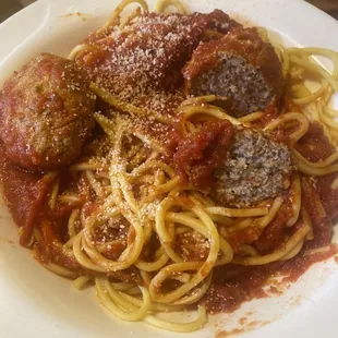 Homemade spaghetti and meatballs