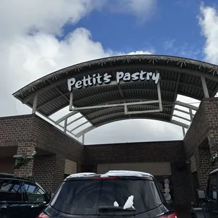 Pettit’s Pastry