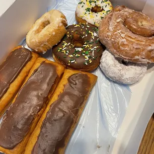 Long Johns, old fashion, raised chocolate, cake donuts, and fried cinnamon roll.