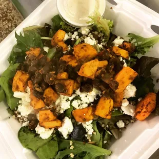 Blueberry Summer Salad with roasted sweet potato and black beans