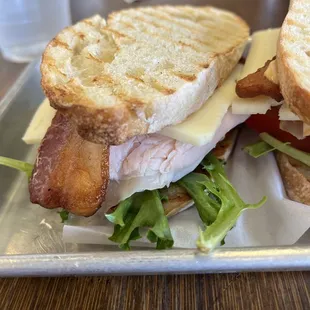 Turkey sandwich (sourdough)