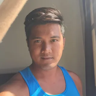 EJ D.