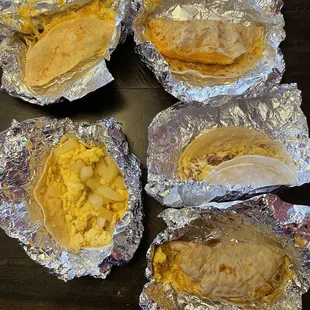 A few of the tacos that I ordered.