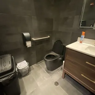 Clean Bathrooms - There's 2!