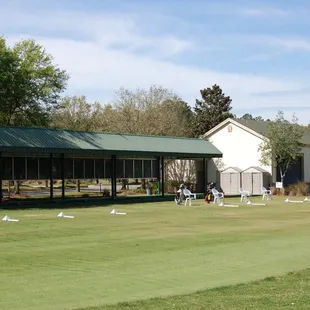 Outdoor covered hitting bay