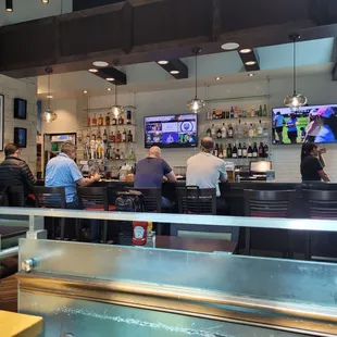 sushi and sashimi, interior