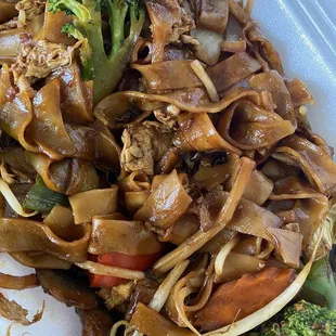 Drunken Noodle Dinner