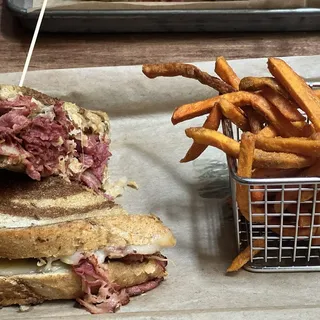 Reuben Sandwich