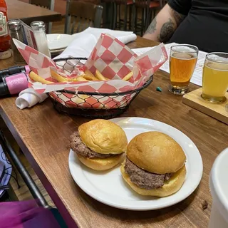 Kids Cheeseburger Sliders