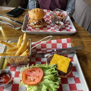 Pulled Pork Sandwiches Family Style