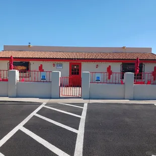 Outside and indoor pictures