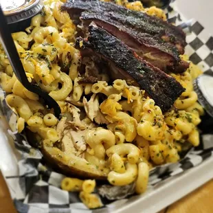 Surprise!!! I saw this thing and got saw excited then I'd forgot there's smoked chicken layered all up under this!!!