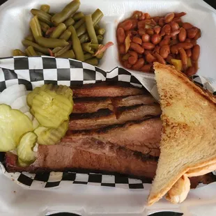 Brisket plate w/ 2 sidea