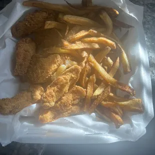 Chicken wings and fries