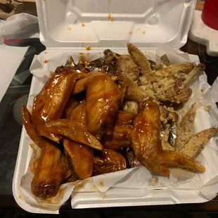 Sweet heat &amp; garlic Parmesan wings