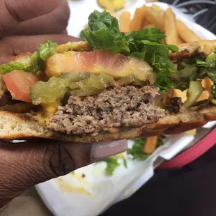 And why do I just have a spot of mean in the middle of all this bread!!??!! WHERE IS THE REST OF MY MEAT!! This has just pissed me off!