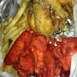 The firey hot wings and parm garlic.