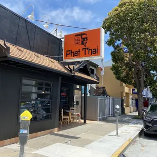 Outside facing Pierce St.