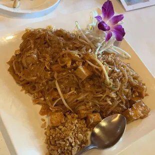 food, noodles, ramen, ramen and noodles, noodle dish, noodle soup