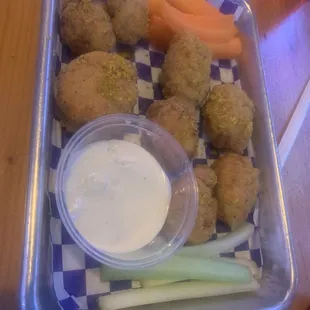 Boneless lemon pepper wings