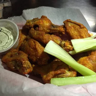 fried chicken wings, chicken, poultry, chicken wings and fried chicken, bbq wings, food, chicken wings, bbq chicken, fried chicken