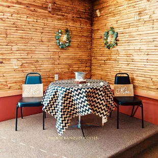 Wedding. Intimate wedding. Rustic wedding.