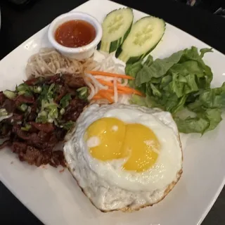 C2. COM TAM THIT NUONG