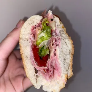 Wawa gives you more meat than this.