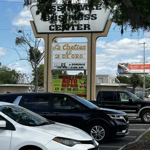 It&apos;s in this shopping center. Outside photo.