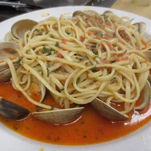 pasta dish, pasta, food