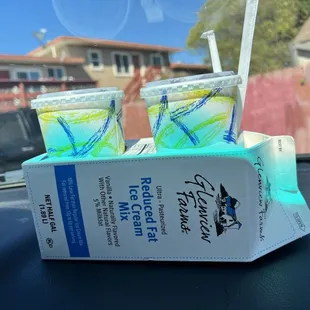 Such an adorable idea for cup holders!