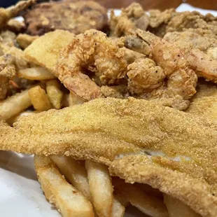Oyster, Crab Cake. Crab Claws, Fried Shrimp, and Catfish