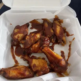 Fresh Jumbo Chicken Wings 8 piece BBQ