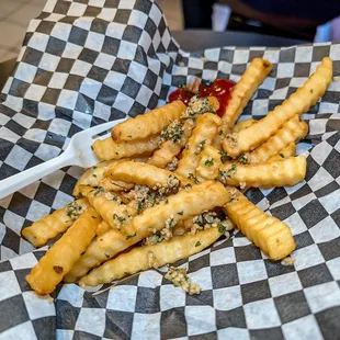 garlic fries $5.19