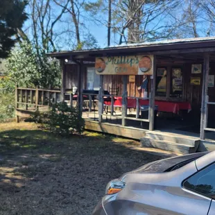 Drobe by and saw this place. Time to check it out!