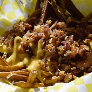 Bacon cheese fries