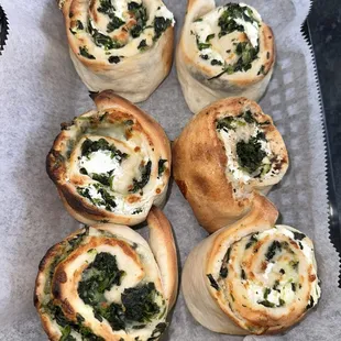 Spinach and Ricotta Pinwheels Available in 3cts