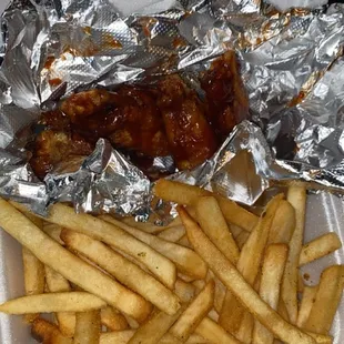 chicken wings, fried chicken, food, chicken, chicken wings and fried chicken, fried chicken wings, bbq wings, poultry, bbq chicken