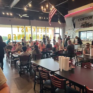 Line out to the door the entire time we were there.