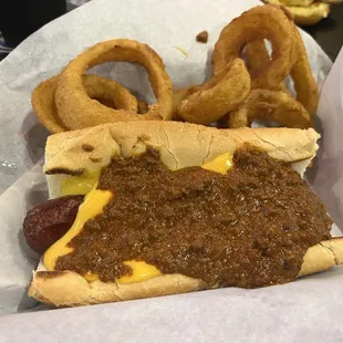 Ripper with chili and cheese