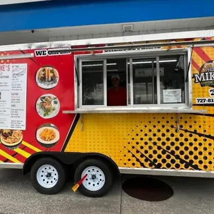 ramen and noodles, outside