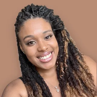 Dainisha D.