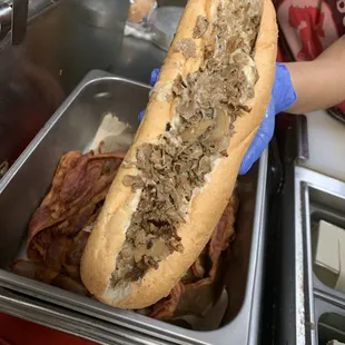 Who says you have to go to Phillys to have a great cheesesteak?
