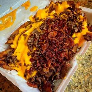 Philly cheese fries See more on IG @cheatday_sa
