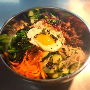 Bibimbap (Korean Mixed rice) with Korean BBQ Chicken