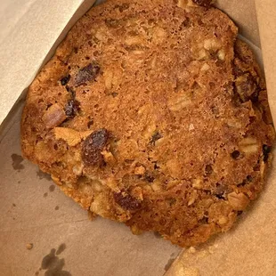 Oatmeal Raisin Cookie
