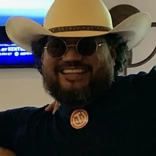 Eddy R.